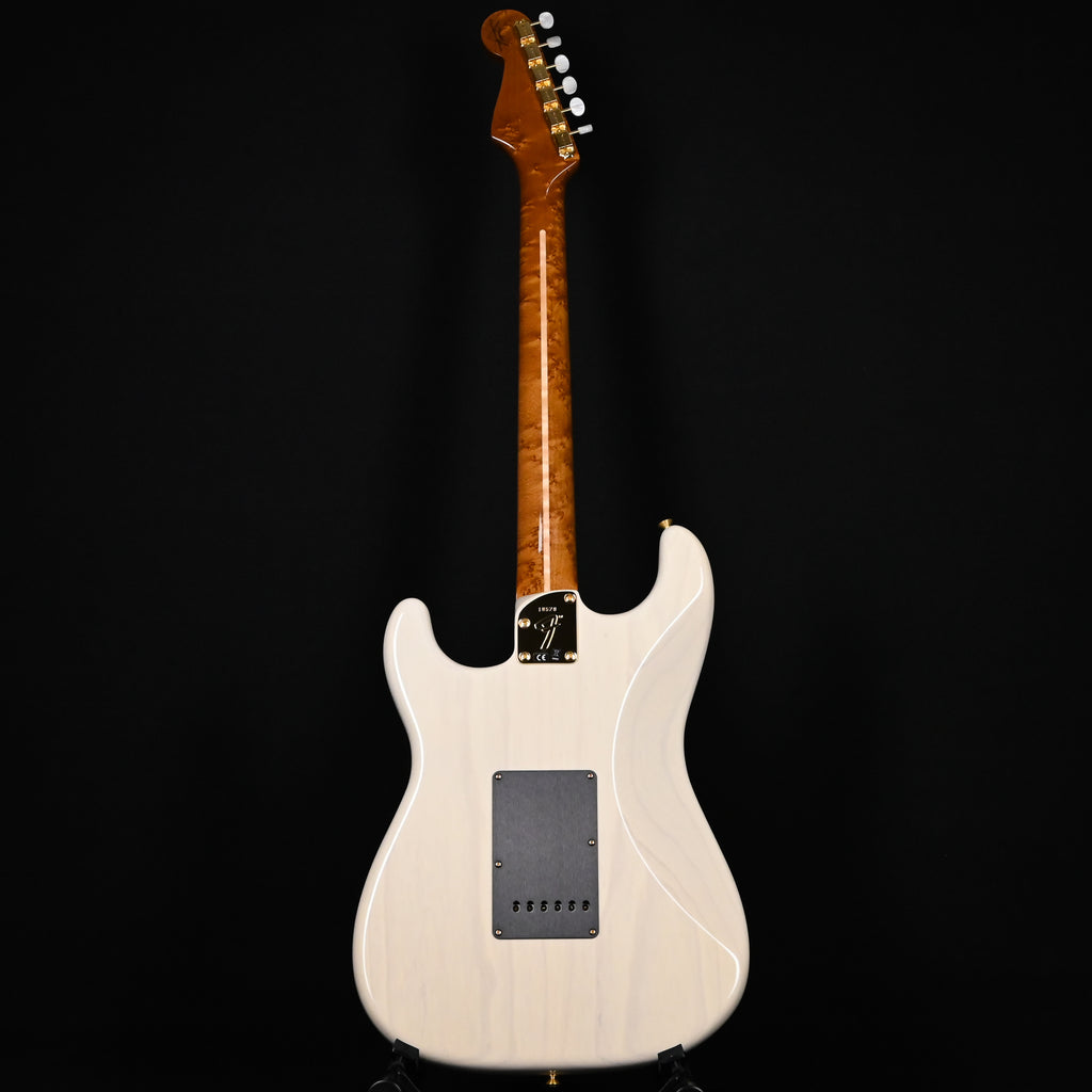 Fender Custom Shop American Custom Stratocaster NOS- Aged White Blonde 2026 (XN18528)