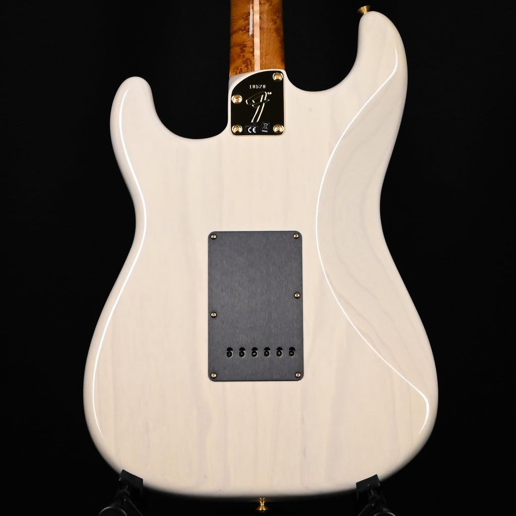 Fender Custom Shop American Custom Stratocaster NOS- Aged White Blonde 2026 (XN18528)