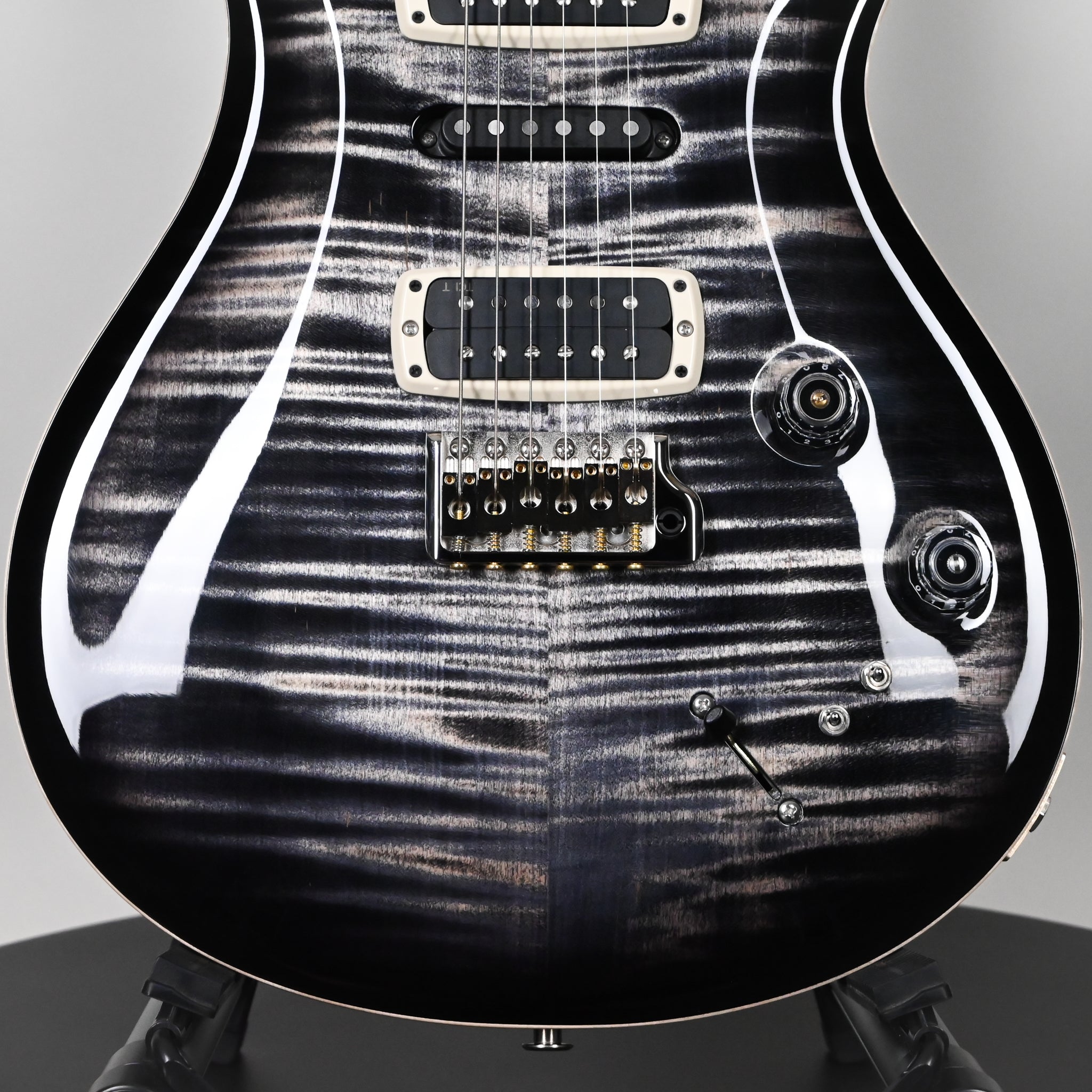 PRS Modern Eagle V Electric Guitar- Charcoal Burst 2025 (0414719)