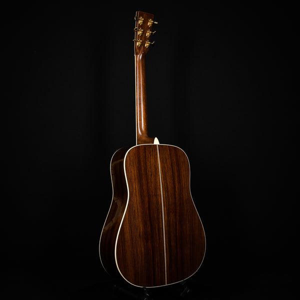 Martin D-41 D41 Dreadnought Acoustic Guitar Ambertone 2023