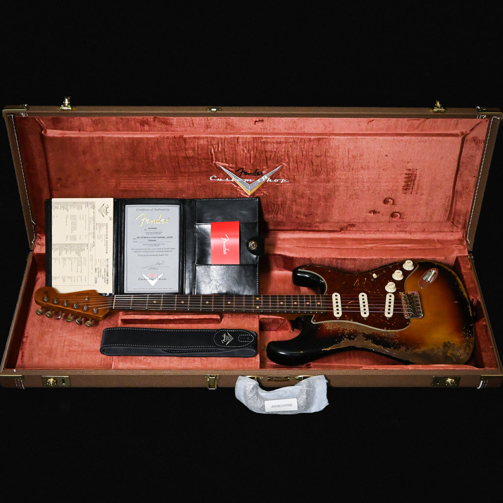Fender Custom Shop Limited Edition Roasted '61 Stratocaster Super Heavy Relic- Aged 3 Color Sunburst 2026 (CZ589469)