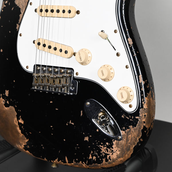 Fender Custom Shop Stratocaster Pro 2025, Super Heavy Relic- Black 2025 (XN18578)