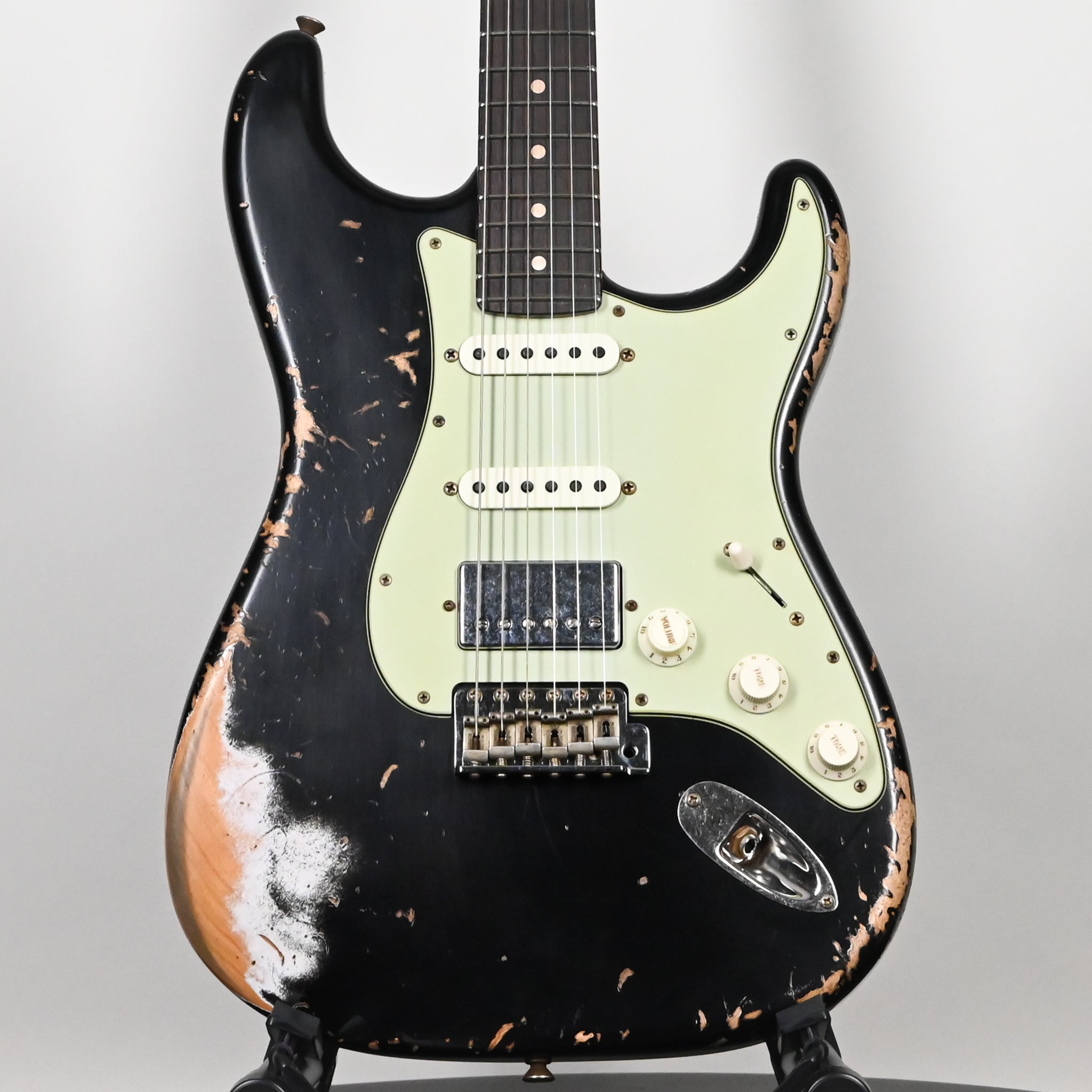 Fender Custom Shop '62 Stratocaster HSS w/ Alder Body, Heavy Relic- Black 2026 (R147865)