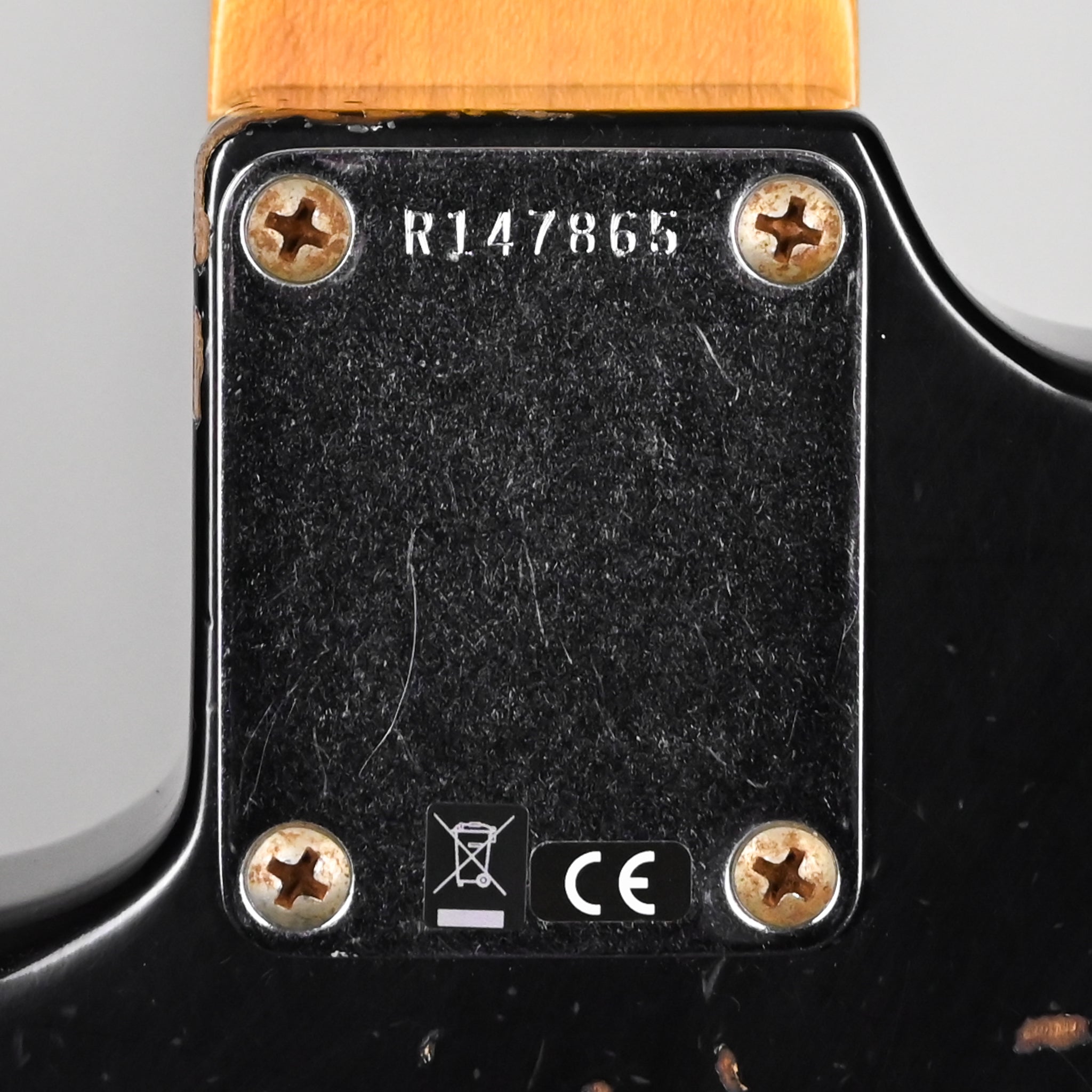 Fender Custom Shop '62 Stratocaster HSS w/ Alder Body, Heavy Relic- Black 2026 (R147865)