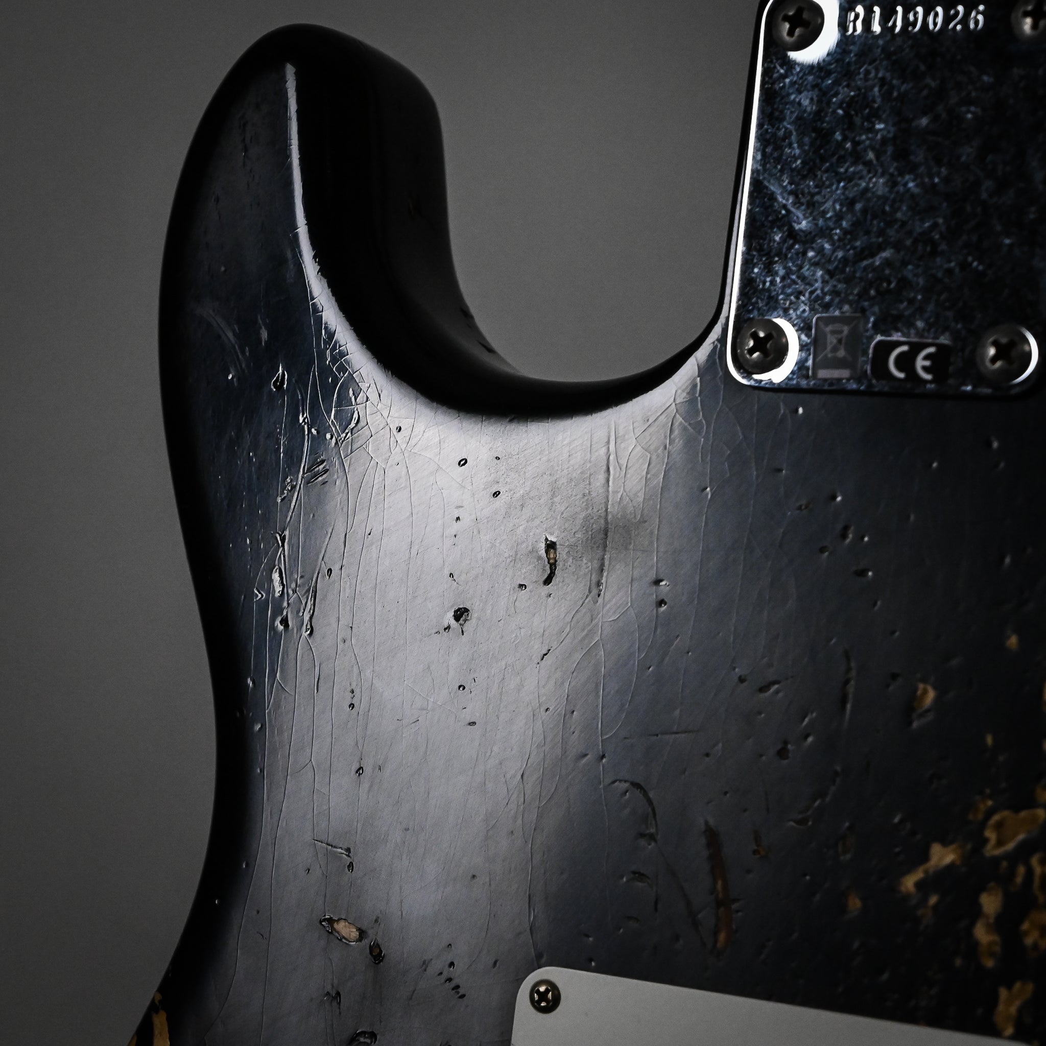 Fender Custom Shop '62 Stratocaster HSS w/ Painted Headcap, Heavy Relic- Black 2026 (R149026)