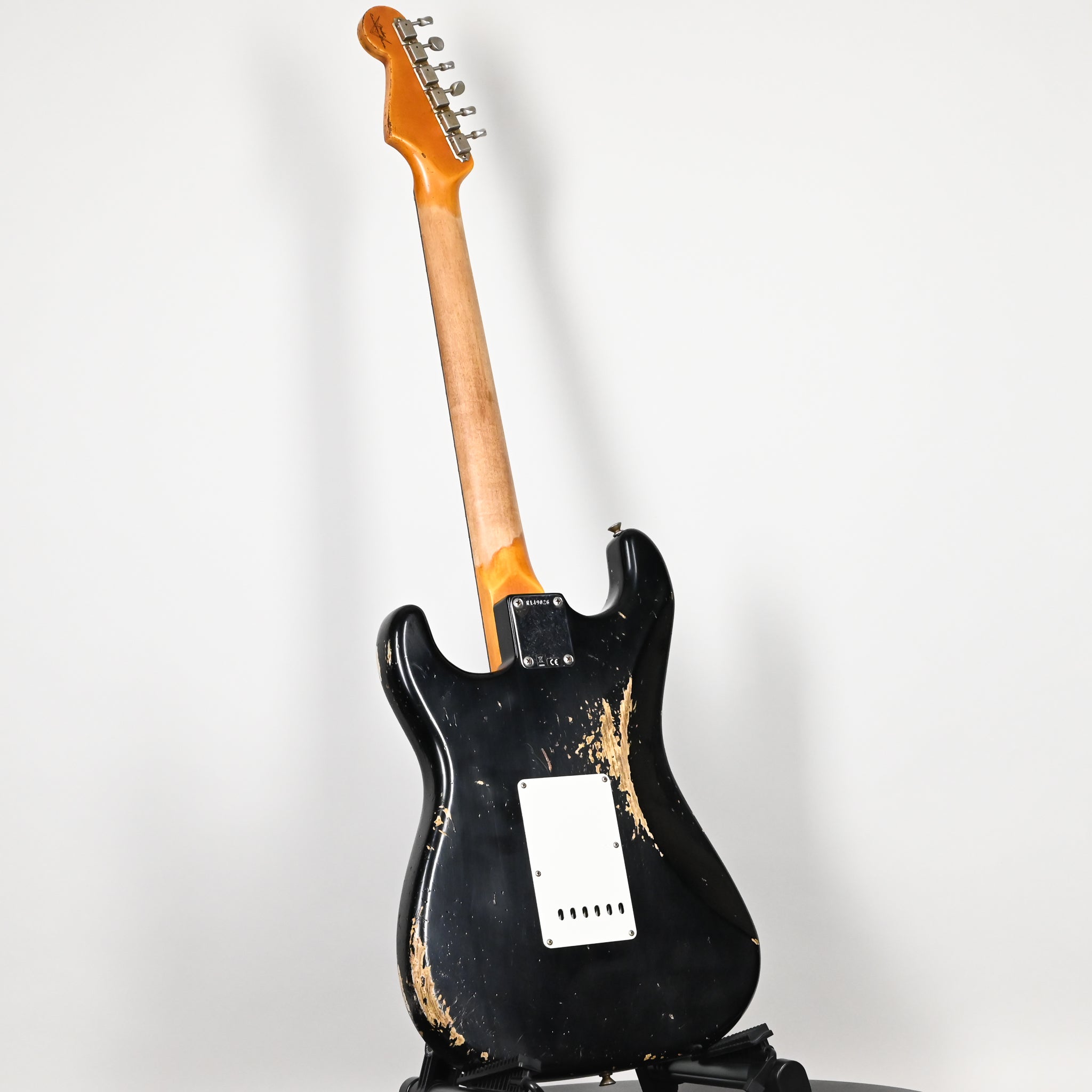 Fender Custom Shop '62 Stratocaster HSS w/ Painted Headcap, Heavy Relic- Black 2026 (R149026)