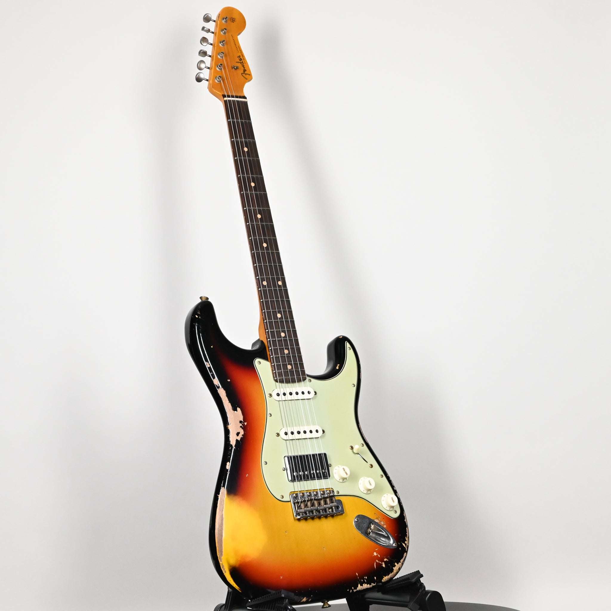 Fender Custom Shop '62 Stratocaster HSS w/ Alder Body, Heavy Relic- 3 Color Sunburst 2026 (R148443)