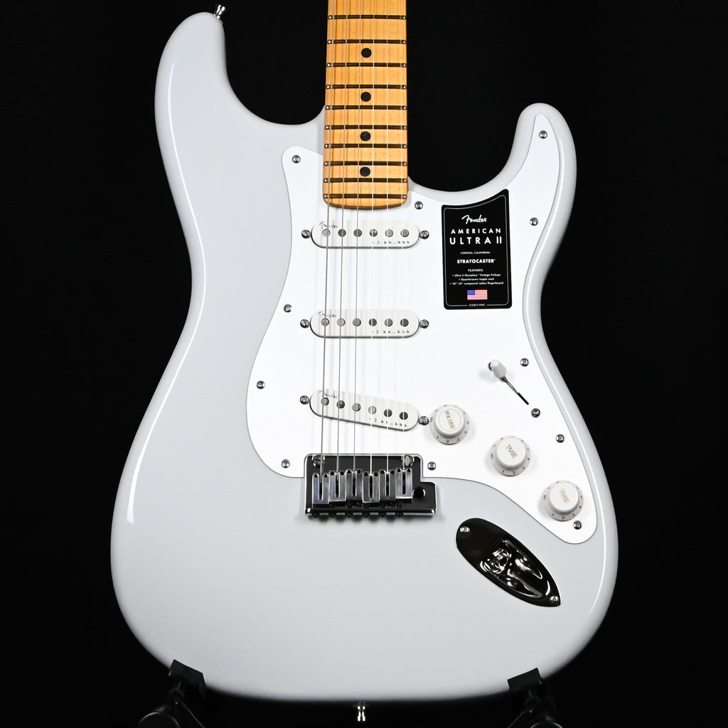 Fender American Ultra II Stratocaster w/ Maple Fingerboard- Avalanche 2026 (US26008917)