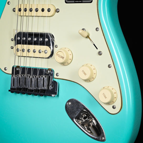 Fender American Ultra Luxe Vintage '60s Stratocaster HSS- Sea Foam Green 2025 (US25006878)