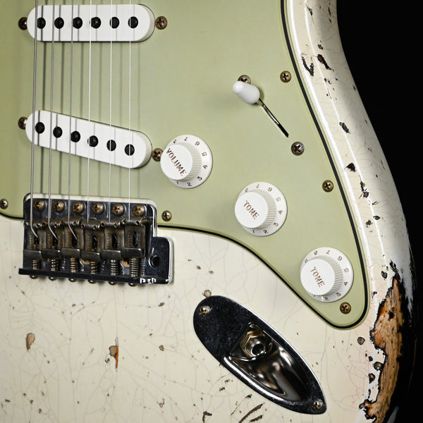 Fender Custom Shop '61 Stratocaster Super Heavy Relic- Aged Olympic White / 3 Tone Sunburst 2025 (CZ587035)