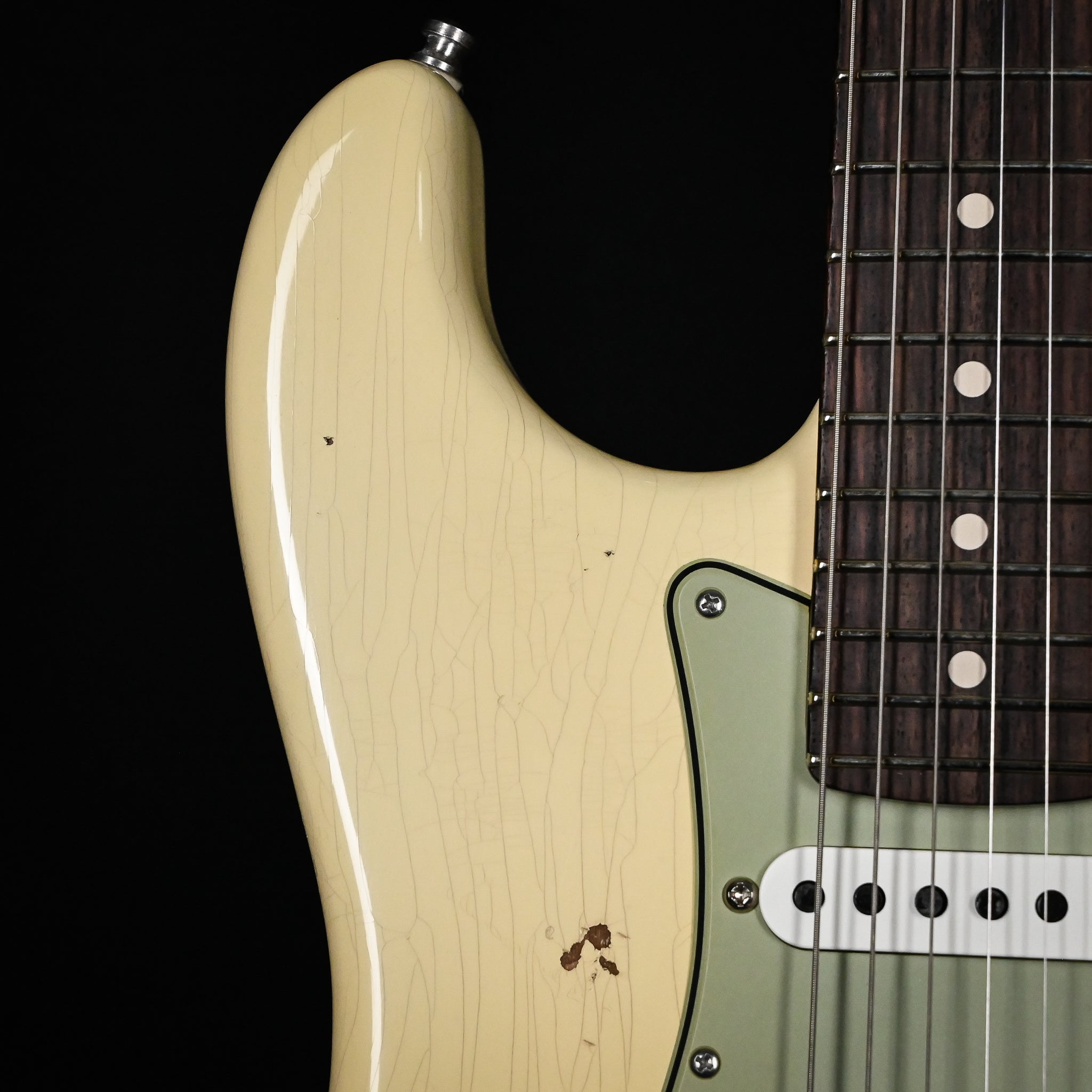 Fender Custom Shop Deluxe Stratocaster w/ Seymour Duncan SH4B Humbucker, Relic/ Closet Classic Hardware- Aged Vintage White 2026 (R147873)