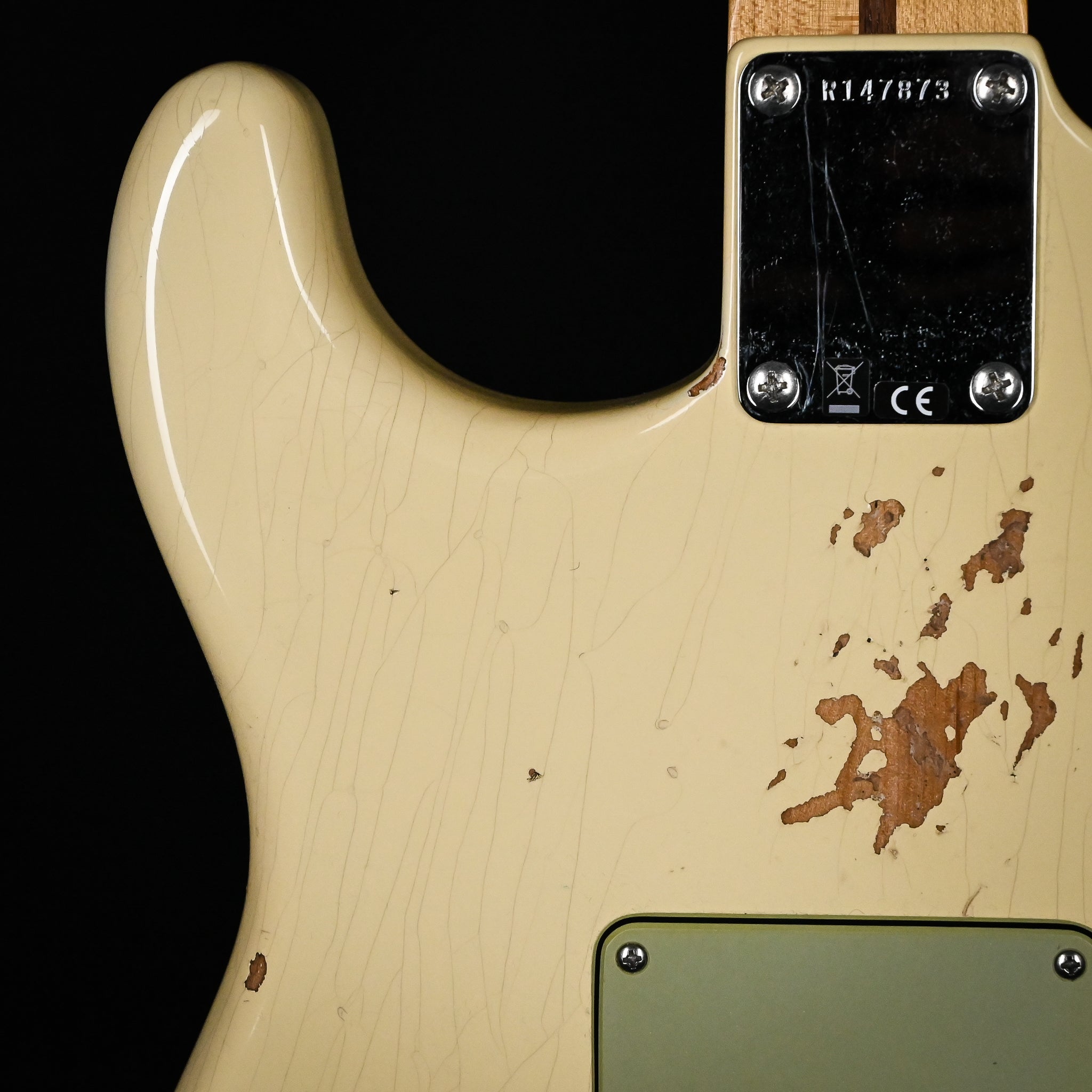 Fender Custom Shop Deluxe Stratocaster w/ Seymour Duncan SH4B Humbucker, Relic/ Closet Classic Hardware- Aged Vintage White 2026 (R147873)