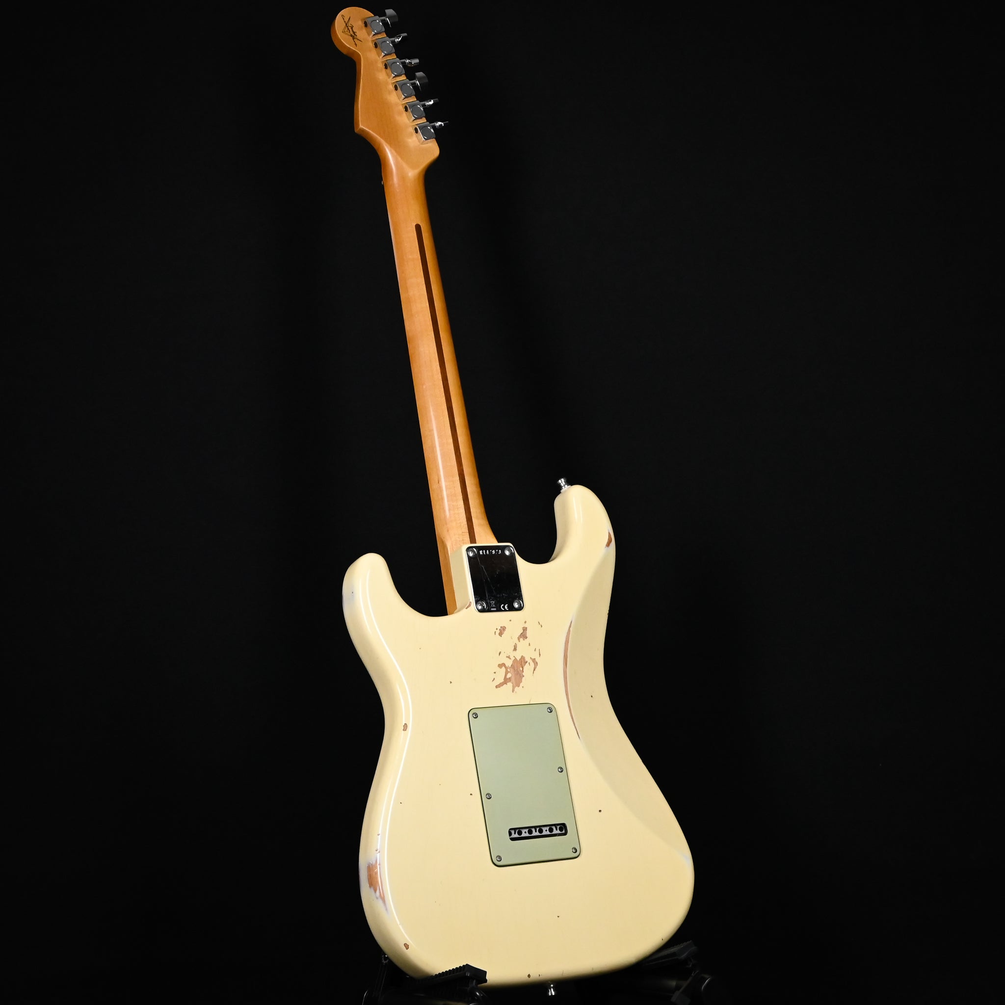 Fender Custom Shop Deluxe Stratocaster w/ Seymour Duncan SH4B Humbucker, Relic/ Closet Classic Hardware- Aged Vintage White 2026 (R147873)