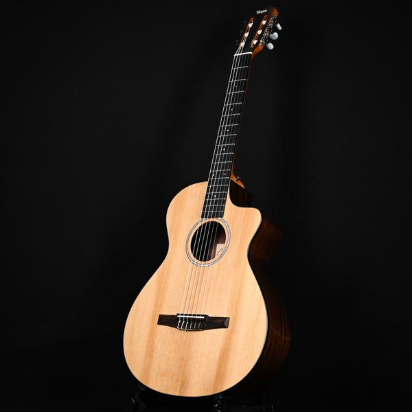 Taylor 212ce-N Plus Grand Concert Nylon String- Natural (2208214238)