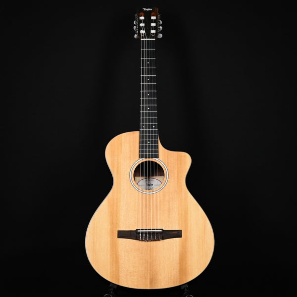 Taylor 212ce-N Plus Grand Concert Nylon String- Natural (2208214238)