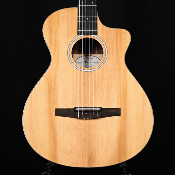 Taylor 212ce-N Plus Grand Concert Nylon String- Natural (2208214238)