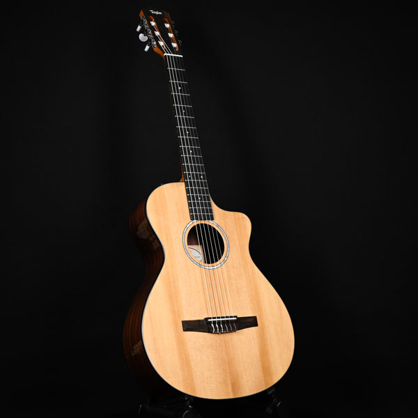 Taylor 212ce-N Plus Grand Concert Nylon String- Natural (2208214238)