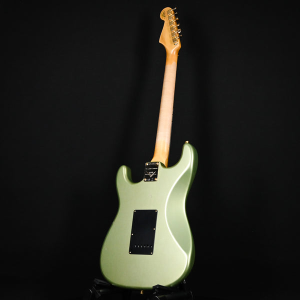 Fender Custom Shop Limited-Edition '65 Dual-Mag Strat Journeyman Relic- Aged Sage Green Metallic (CZ570850)