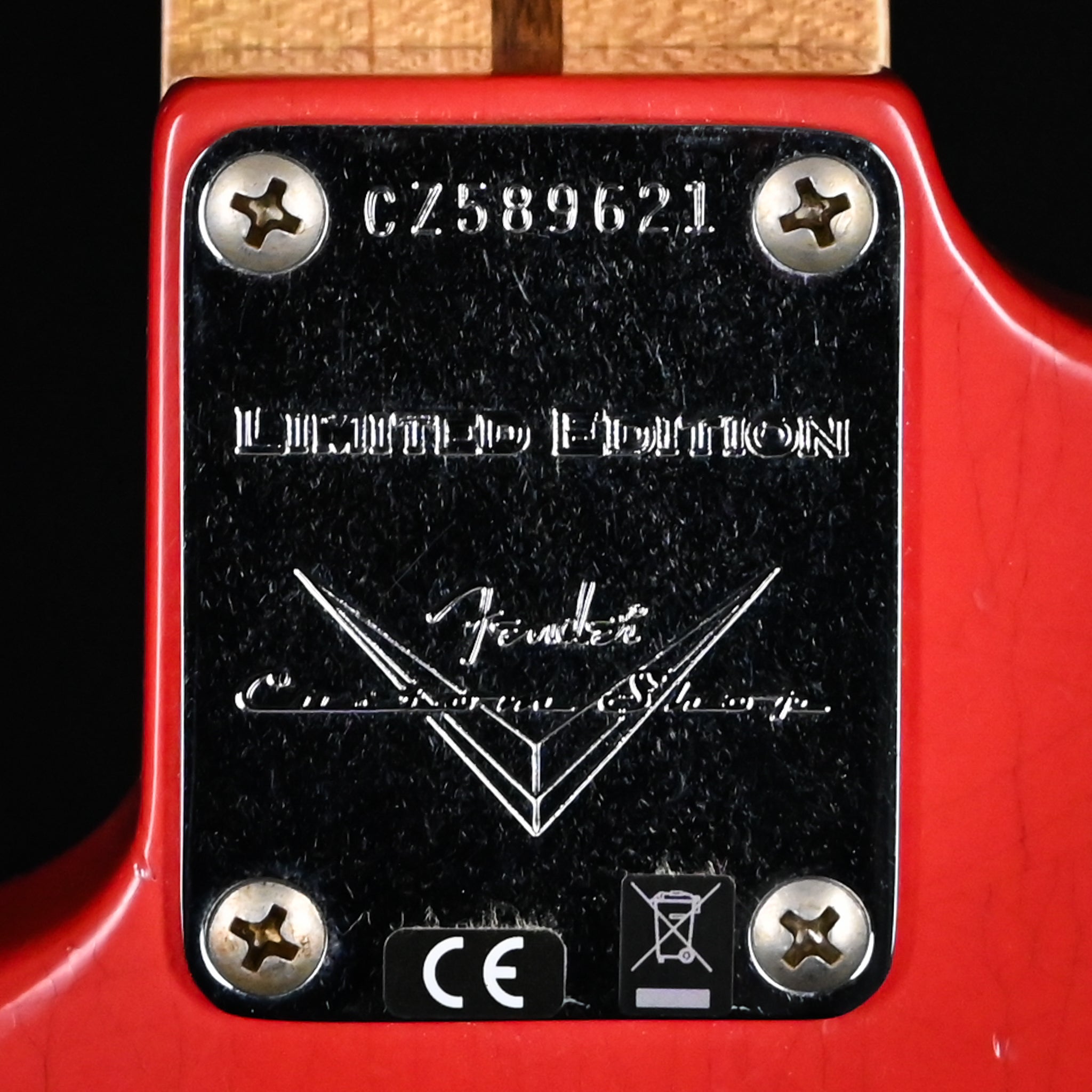 Fender Custom Shop Special Edition 1958 Compound Radius Stratocaster Relic- Aged Fiesta Red (CZ589621)
