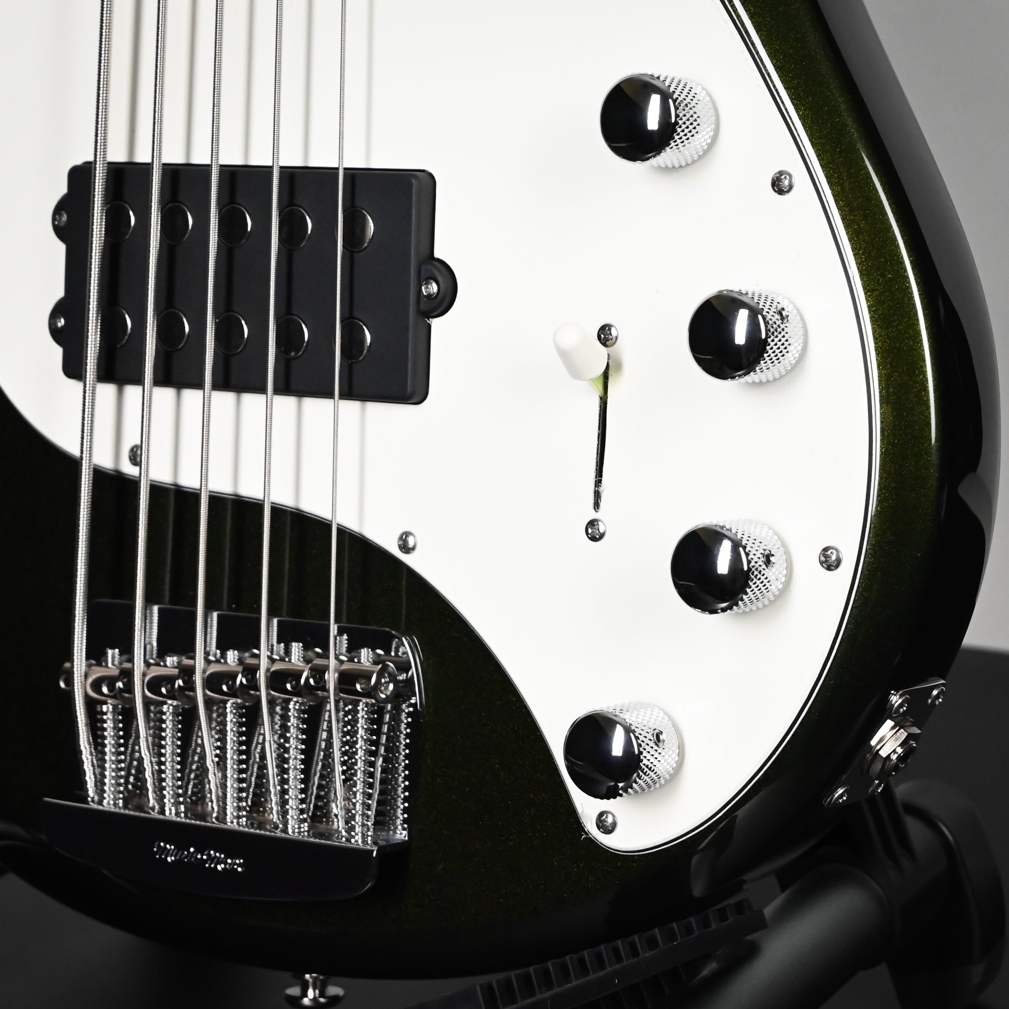 Ernie Ball Music Man StingRay 5 Special H 5-String Bass Guitar- Fallout Green (K07301)