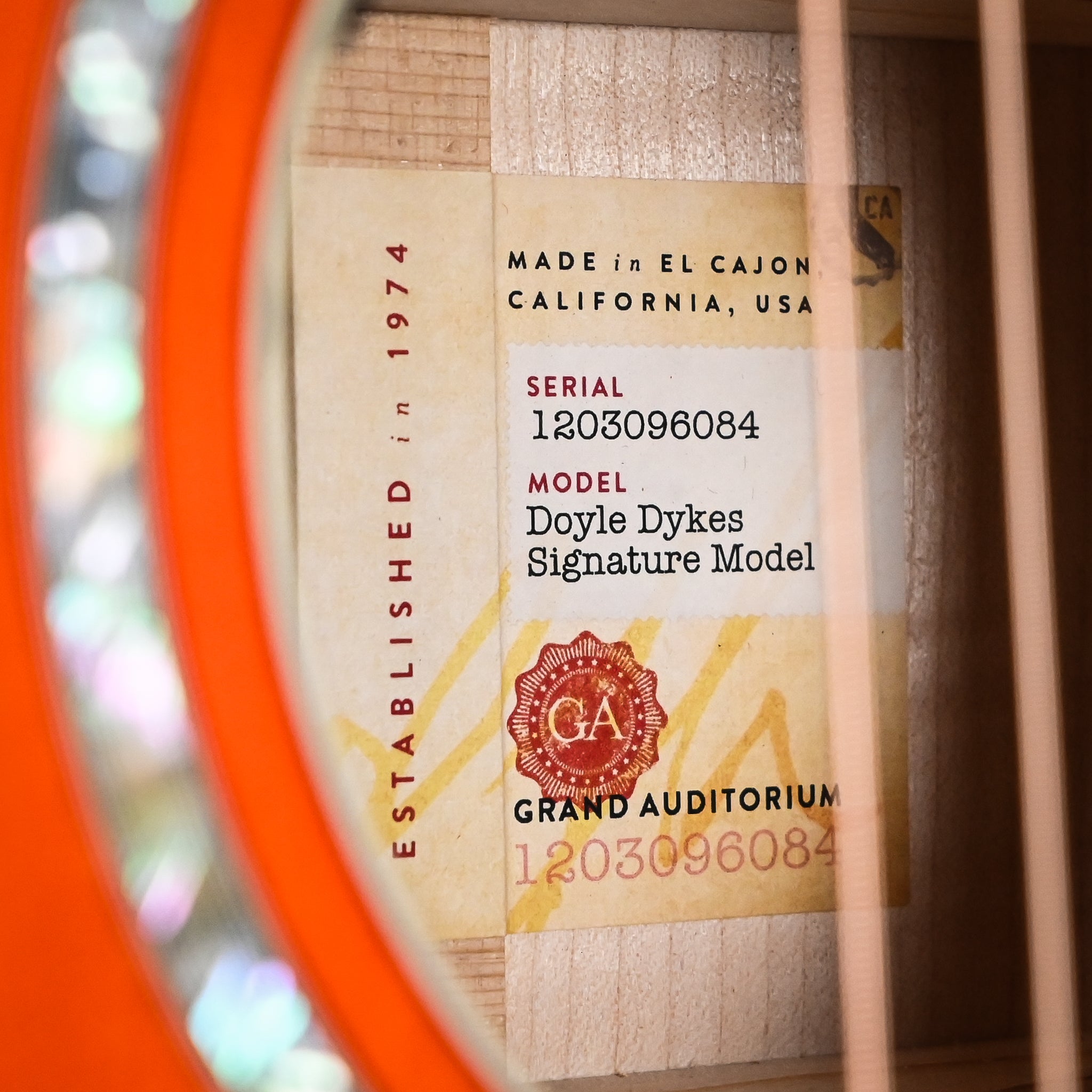 Taylor Doyle Dykes Signature Model w/ Sitka Spruce Top & Big Leaf Maple Back and Sides Acoustic/ Electric- Translucent Orange 2026 (1203096084)