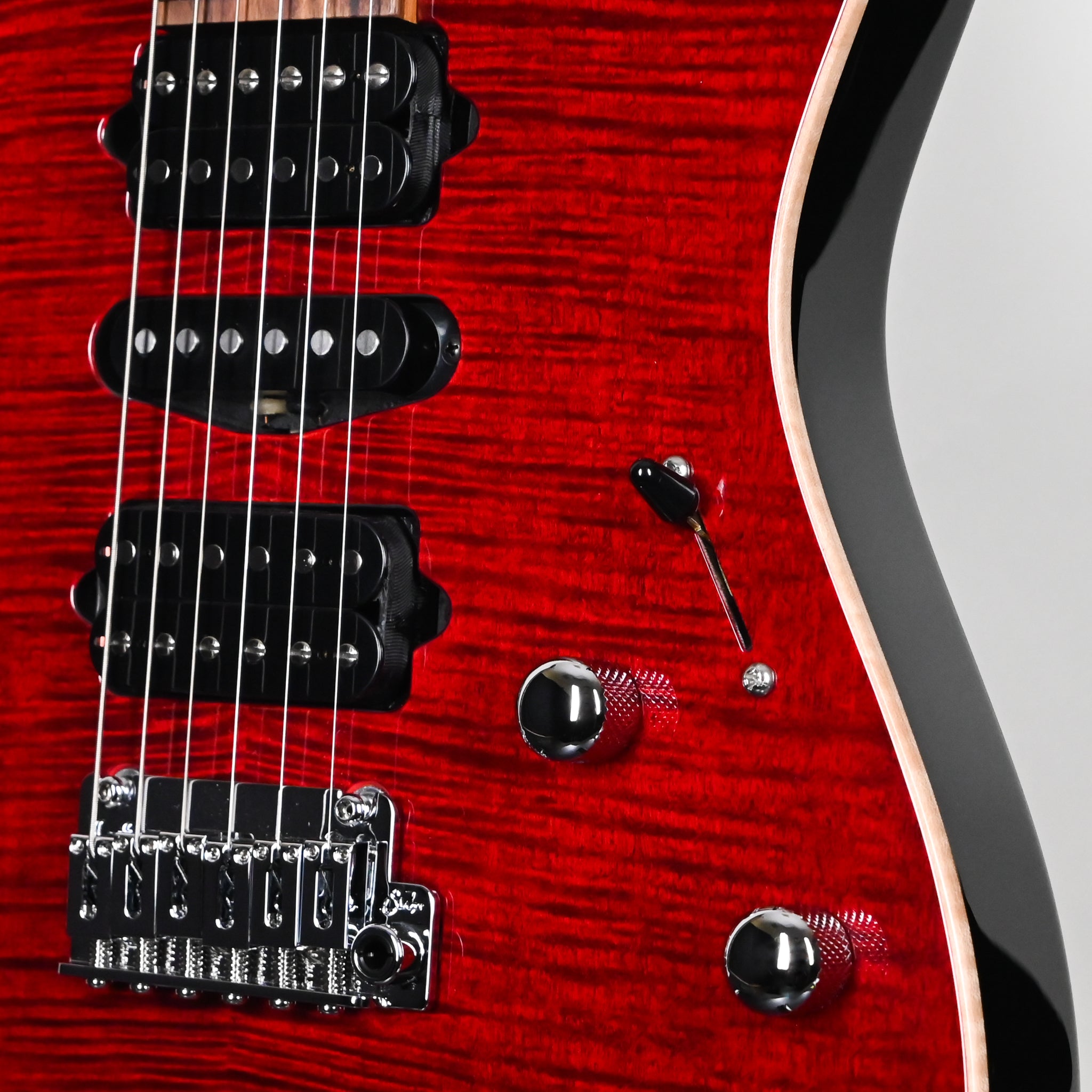 Suhr Modern Plus Electric Guitar- Chilli Pepper Red 2026 (91456)