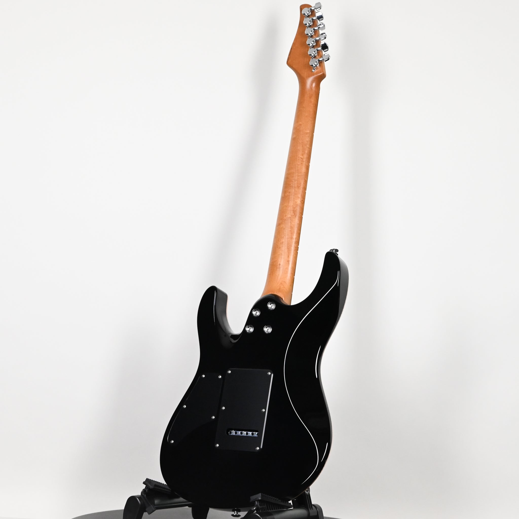 Suhr Modern Plus Electric Guitar- Chilli Pepper Red 2026 (91456)