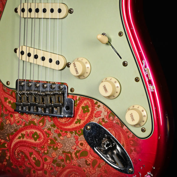 Fender Custom Shop '62 Stratocaster Heavy Relic- Aged Pink Paisley 2025 (CZ587847)