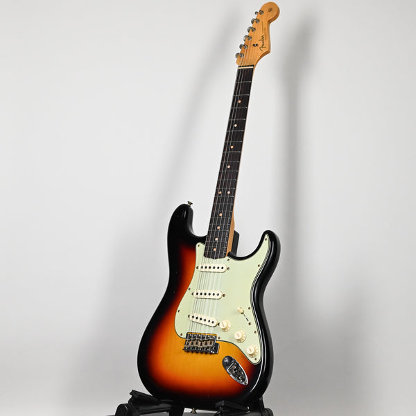 Fender Custom Shop Limited Edition 64 L-Series Stratocaster Journeyman- Aged Target 3-Tone Sunburst 2025 (L11988)
