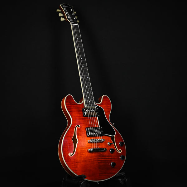 Eastman T484 Thinline Semi-Hollowbody w/ Seymour Duncan Pickups & Ebony Fingerboard- Classic 2024 (P2401290)