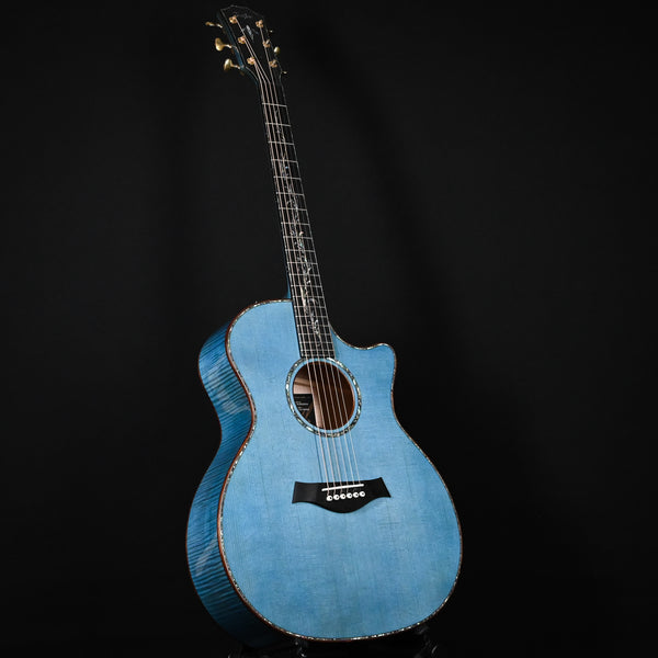 Taylor Custom Catch #23 C14ce B6023 – Grand Auditorium w/ Lutz Spruce Top & Figured Big Leaf Maple Back & Sides Acoustic/Electric Guitar- Koi Blue 2026 (1203306094)