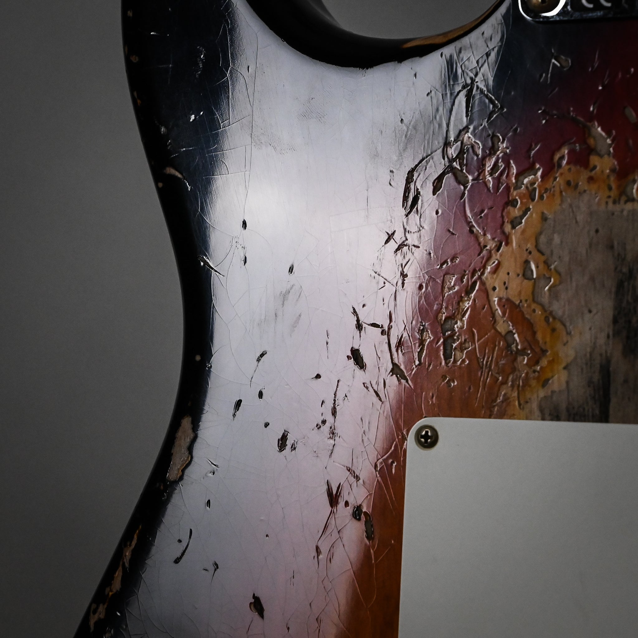 Fender Custom Shop '62 Stratocaster HSS w/ Ash Body, Heavy Relic- 3 Color Sunburst 2026 (R147781)