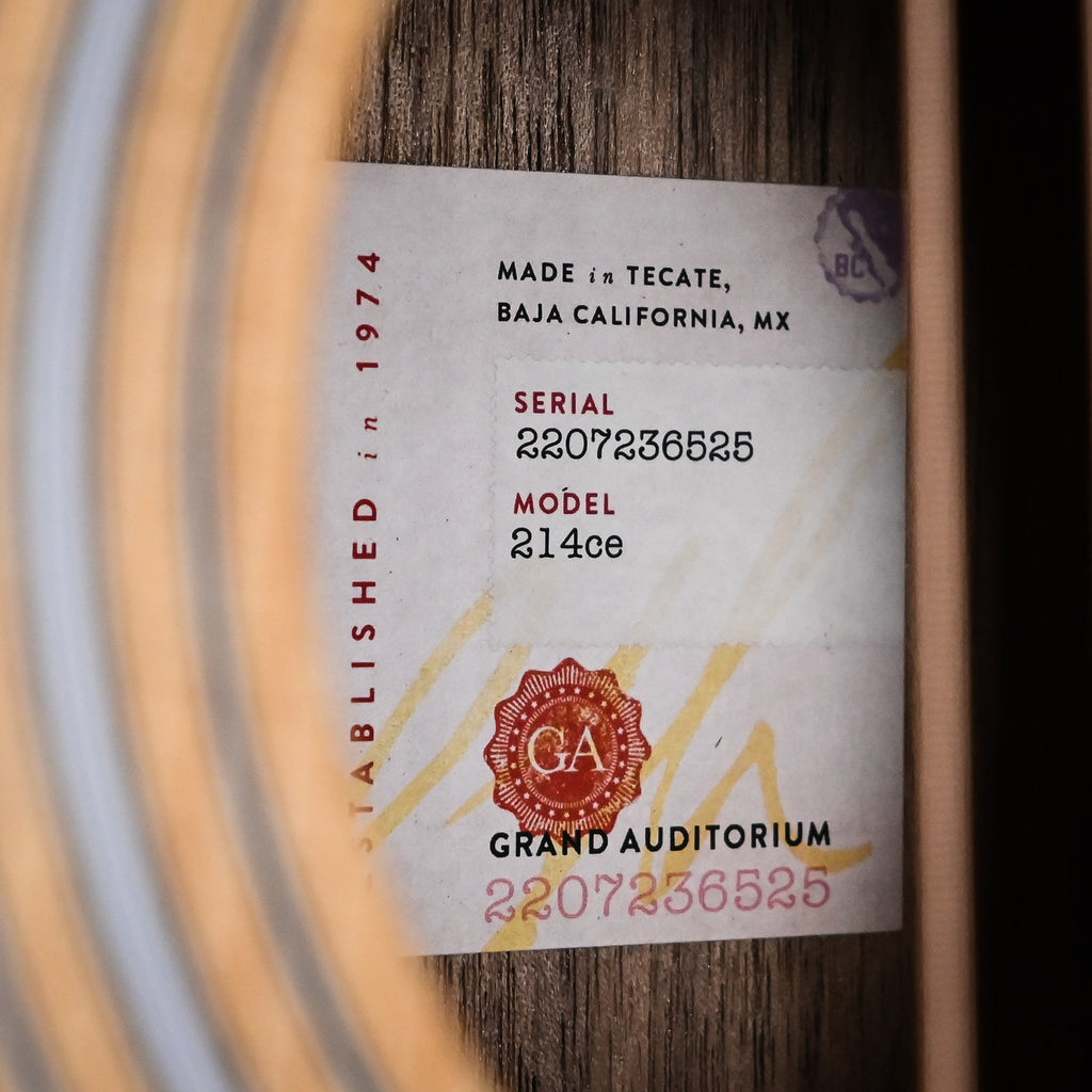 Taylor 214ce w/ Torrefied Spruce Top & Layered Walnut Back and Sides Acoustic/ Electric- Natural 2026 (2207236525)