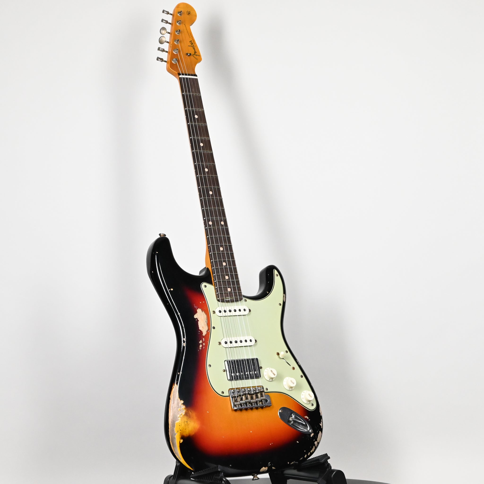 Fender Custom Shop '62 Stratocaster HSS w/ Alder Body, Heavy Relic- 3 Color Sunburst 2026 (R147952)