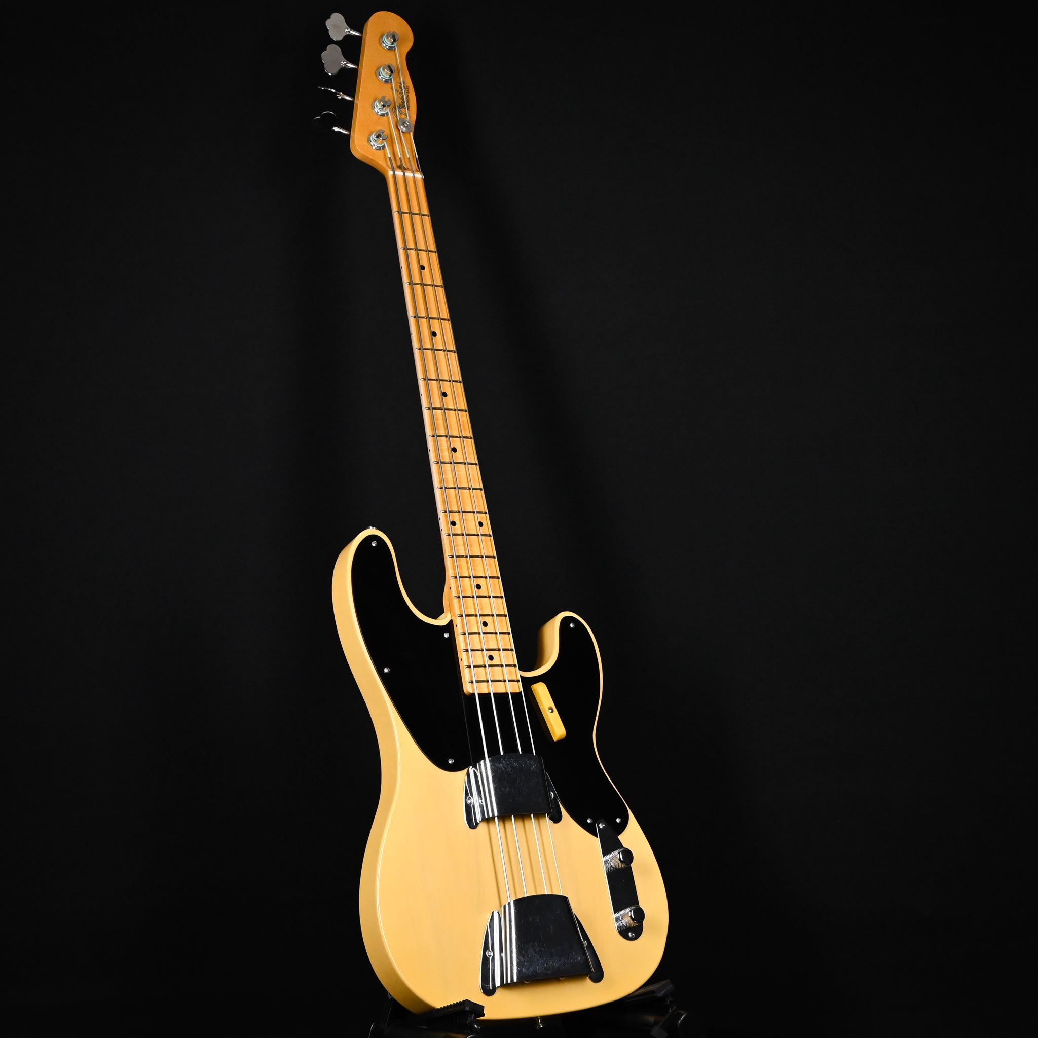Fender Custom Shop 1951 Precision Bass Deluxe Closet Classic- Aged Nocaster Blonde 2026 (XN04074)