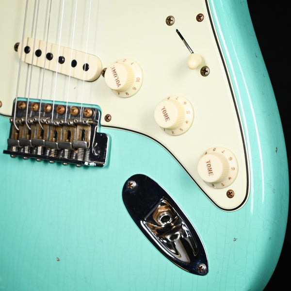 Fender Custom Shop Limited Edition 1959 Stratocaster Journeyman Relic- Super Faded Aged Sea Foam Green (CZ579699)