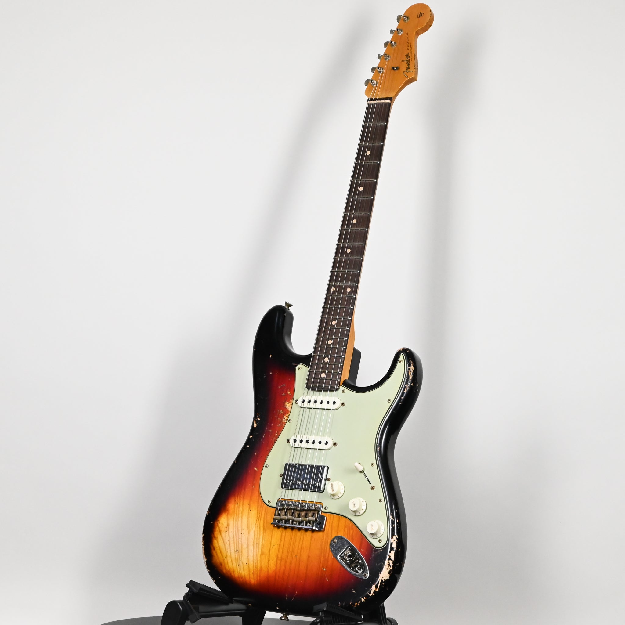Fender Custom Shop '62 Stratocaster HSS w/ Ash Body, Heavy Relic- 3 Color Sunburst 2026 (R148461)