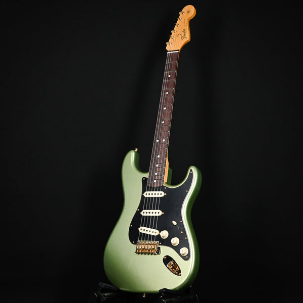 Fender Custom Shop Limited-Edition '65 Dual-Mag Strat Journeyman Relic- Aged Sage Green Metallic (CZ570830)