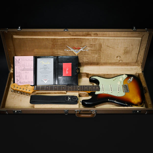 Fender Custom Shop Late-1962 Stratocaster Relic w/ Closet Classic Hardware- 3 Color Sunburst 2025 (CZ587961)