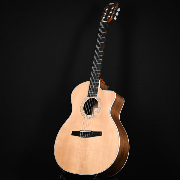 Taylor 214ce-N Nylon Acoustic Guitar (2208304163)