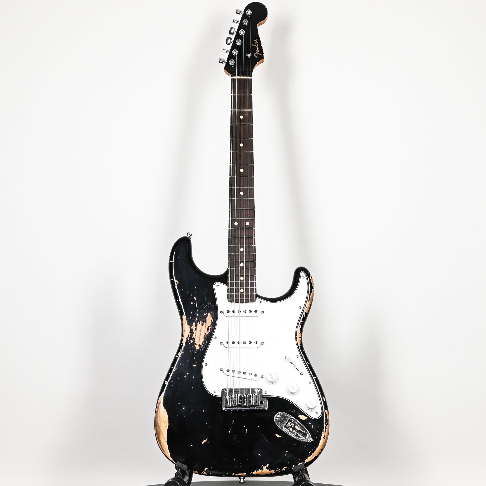 Fender Custom Shop Custom Deluxe Stratocaster Heavy Relic- Aged Black 2026 (CZ589640)