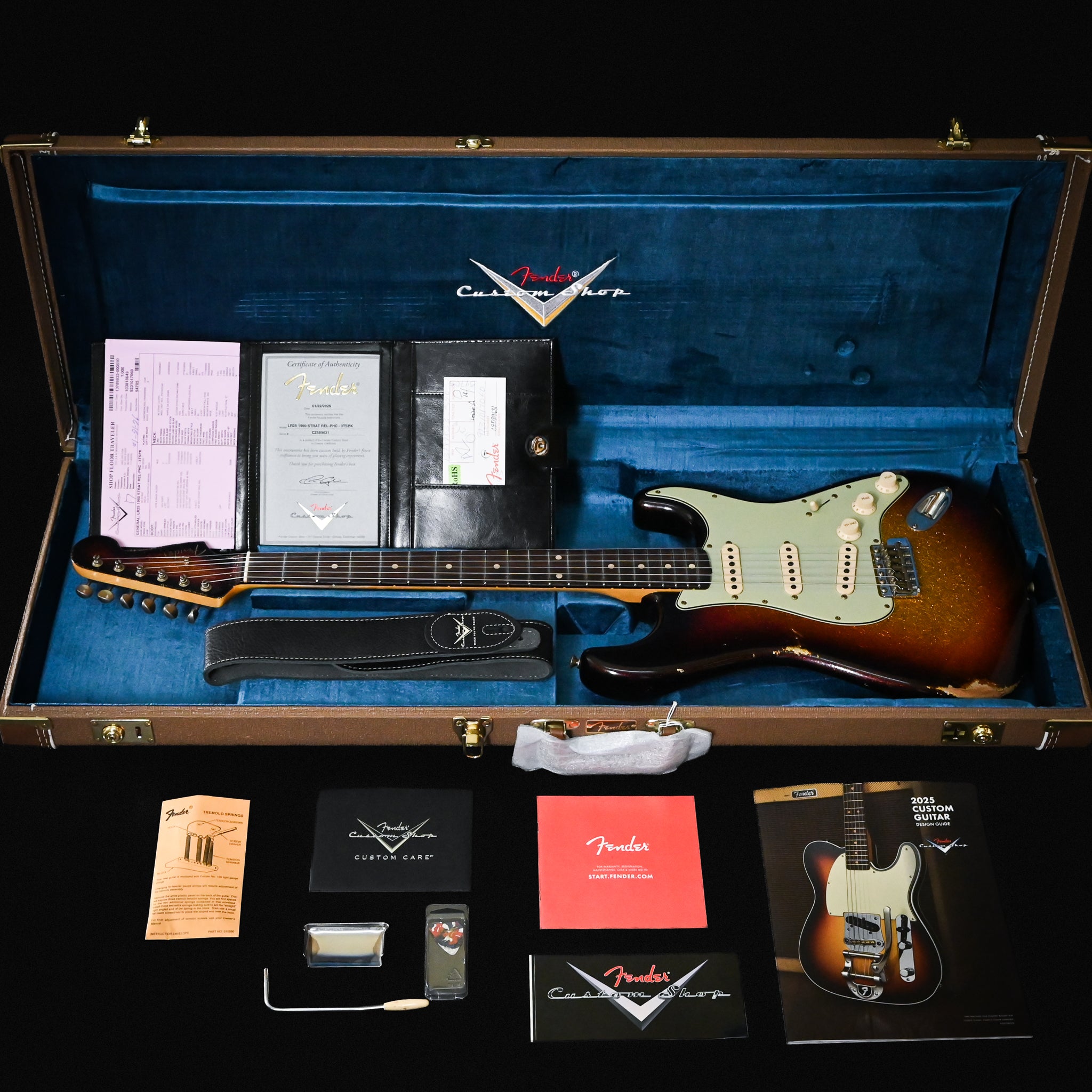Fender Custom Shop Limited Edition 1960 Stratocaster Relic- 3 Tone Sunburst Sparkle 2026 (CZ589631)