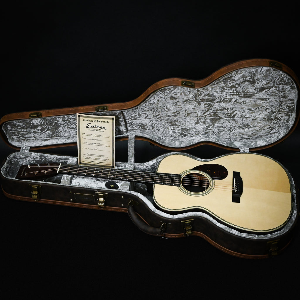 Eastman E20OM Thermo-Cure Acoustic Guitar- Natural 2026 (M2151576)