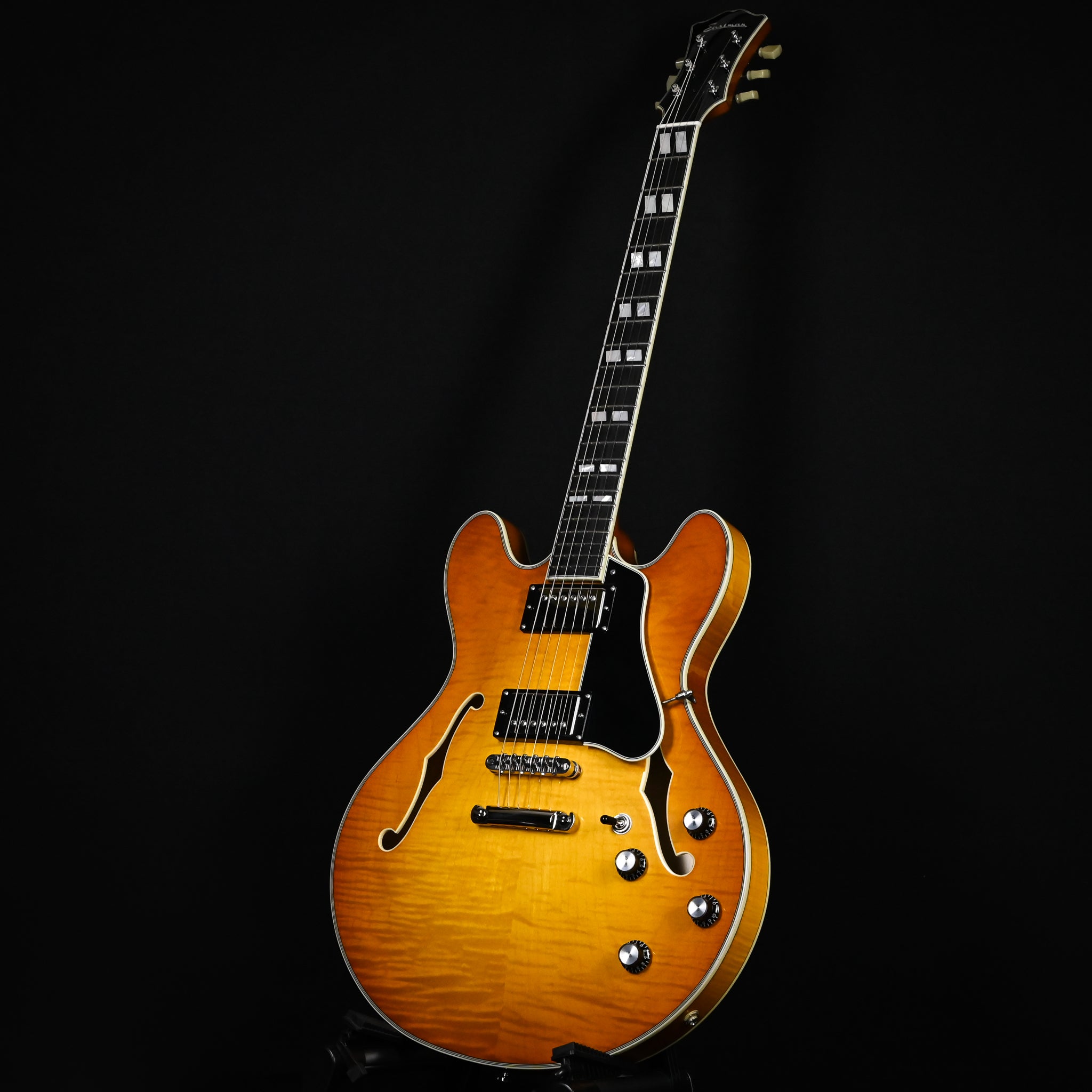 Eastman T486 Thinline Semi-Hollowbody Electric Guitar- Goldburst 2026 (P2501339)