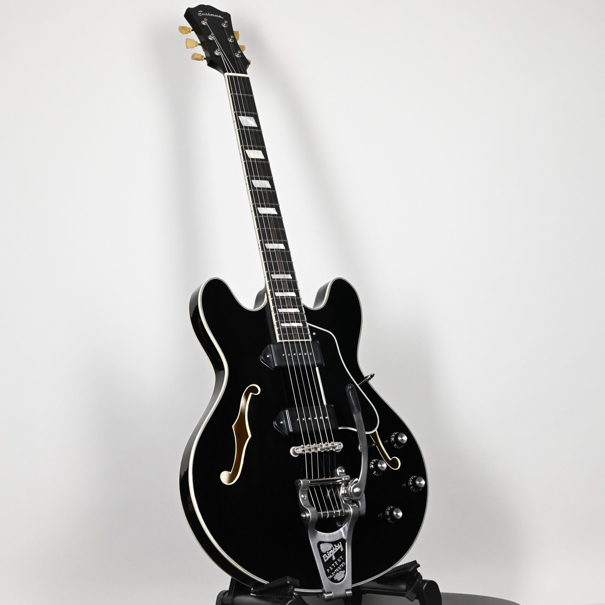 Eastman T64/Truetone Vintage Limited Edition- Black 2026 (P2402228)