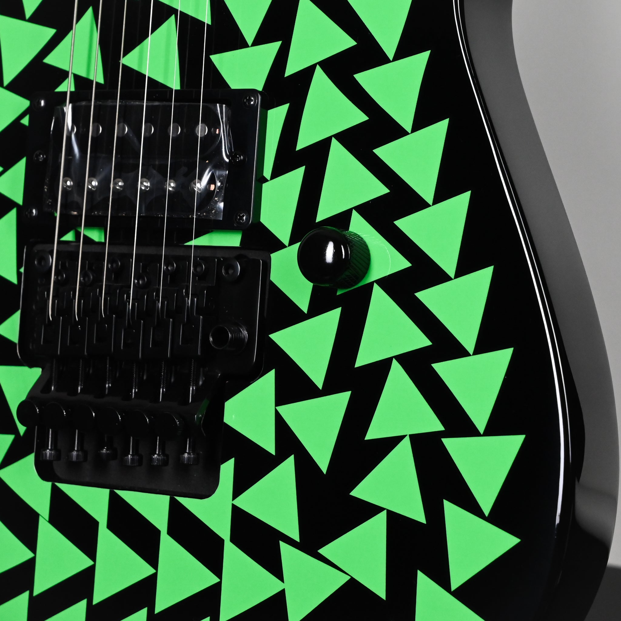 Jackson X Series Dinky DK1A w/ Amaranth Fingerboard- Illuminati (ISJ2403922)