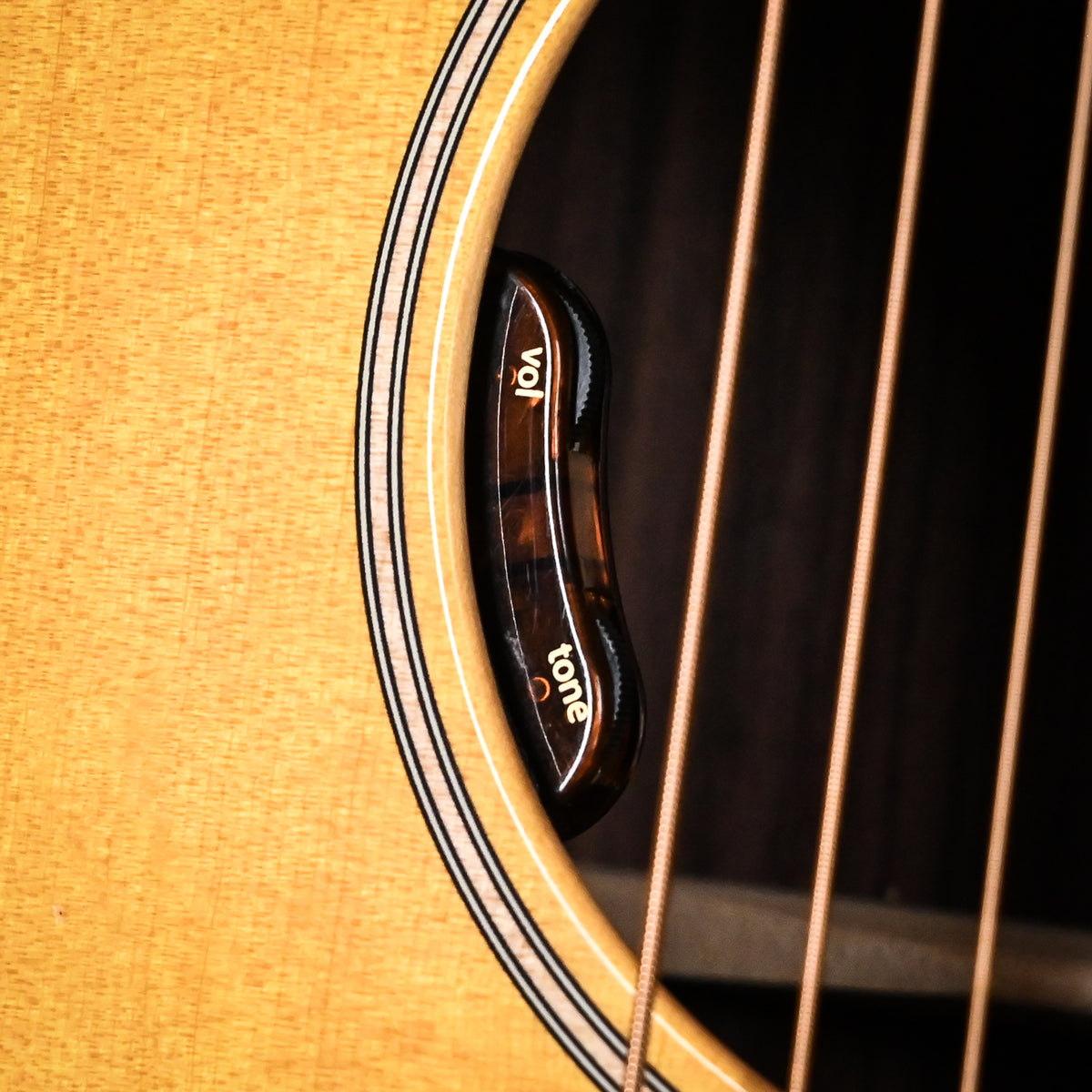 Martin GPC-16E 16 Series, Grand Performance 14-Fret (000 Depth), Acoustic/ Electric 2026 (3086161)