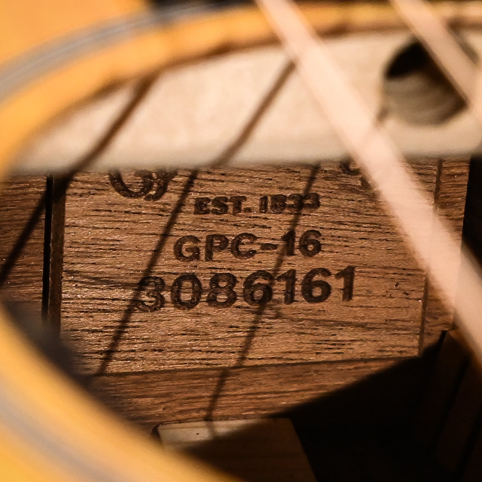 Martin GPC-16E 16 Series, Grand Performance 14-Fret (000 Depth), Acoustic/ Electric 2026 (3086161)
