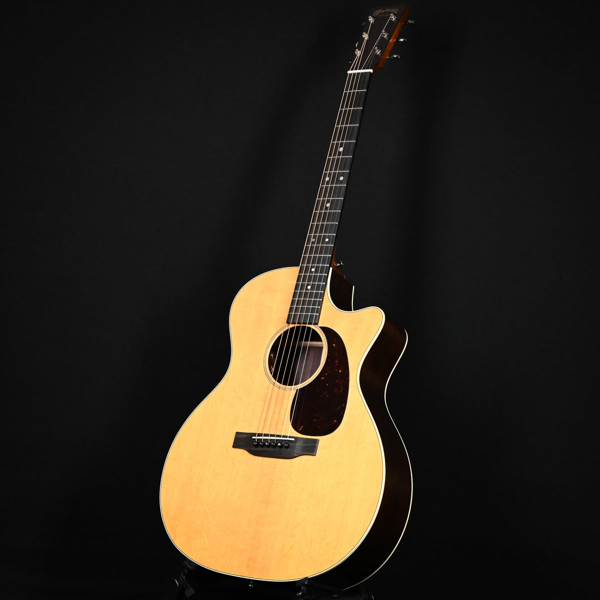 Martin GPC-16E 16 Series, Grand Performance 14-Fret (000 Depth), Acoustic/ Electric 2026 (3086161)