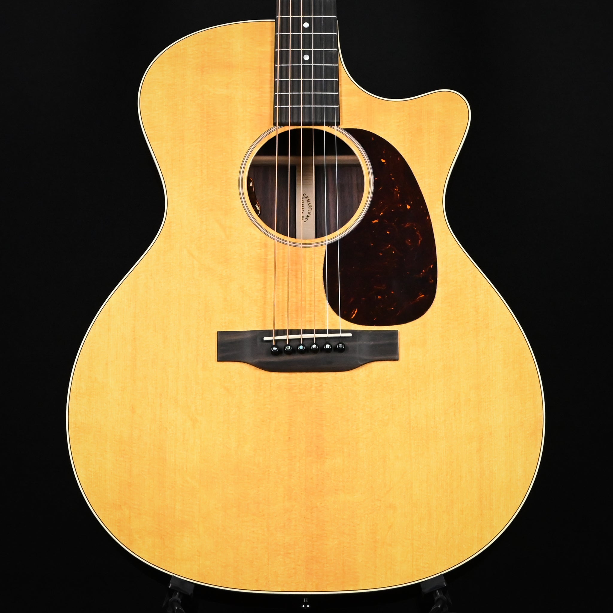 Martin GPC-16E 16 Series, Grand Performance 14-Fret (000 Depth), Acoustic/ Electric 2026 (3086161)